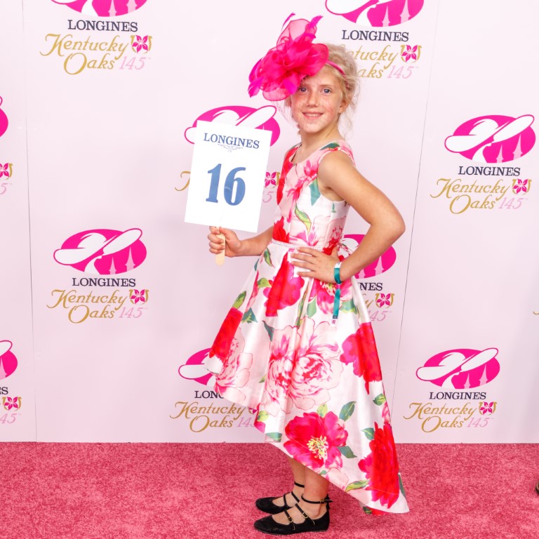 Fashion-at-the-Races-Kentucky-Oaks-Contest-10
