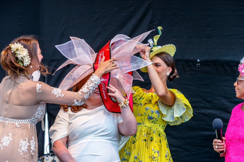 Fashion-at-the-Races-at-Queens-Plate-Woodbine-285