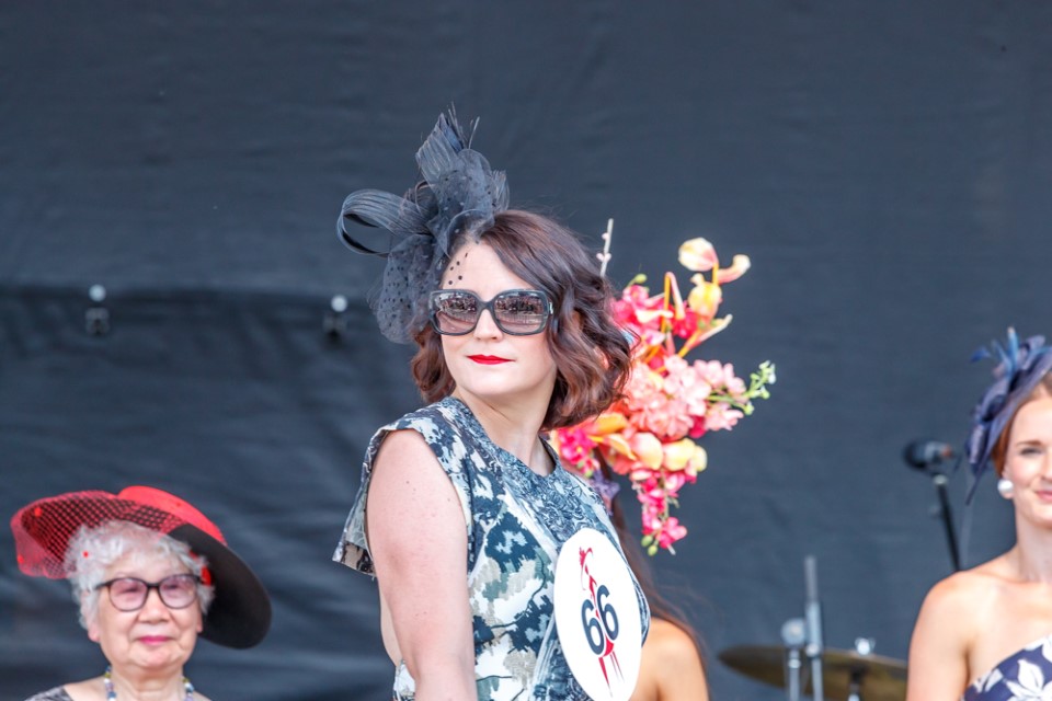 Fashion-at-the-Races-at-Queens-Plate-Woodbine-96
