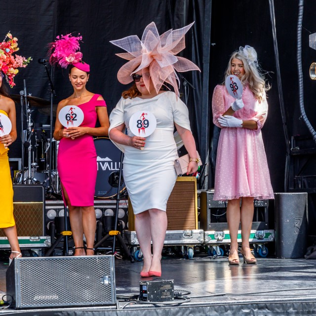 Queens-Plate-Fashion-at-the-Races-Competition-118