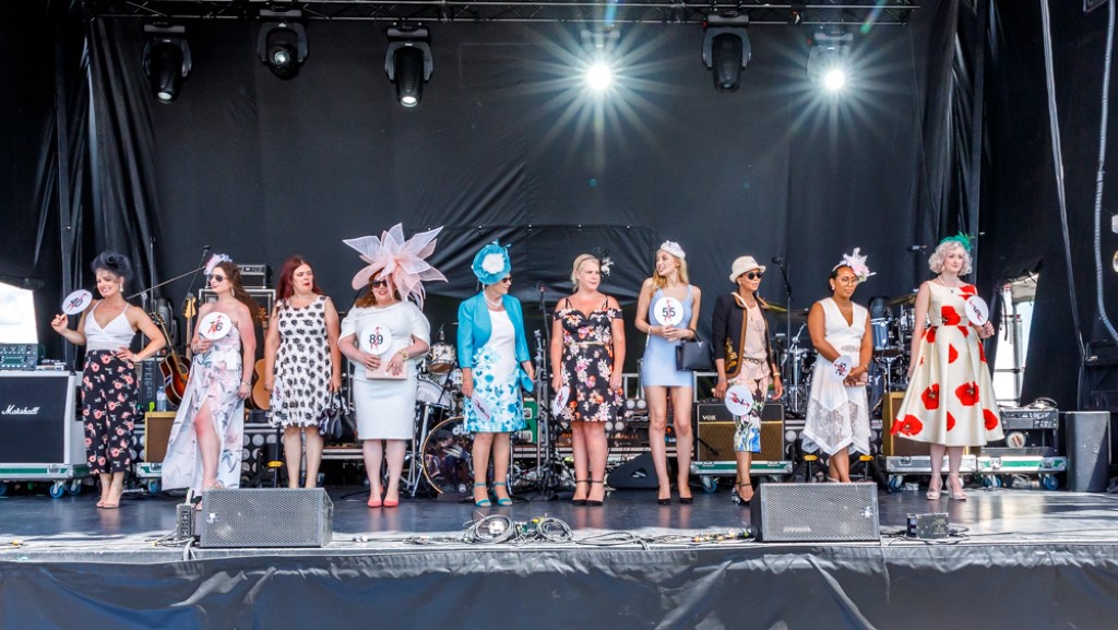 Queens-Plate-Fashion-at-the-Races-Competition-254