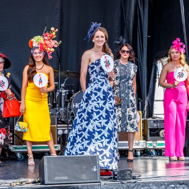 Queens-Plate-Fashion-at-the-Races-Competition-301