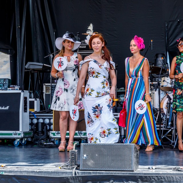 Queens-Plate-Fashion-at-the-Races-Competition-327