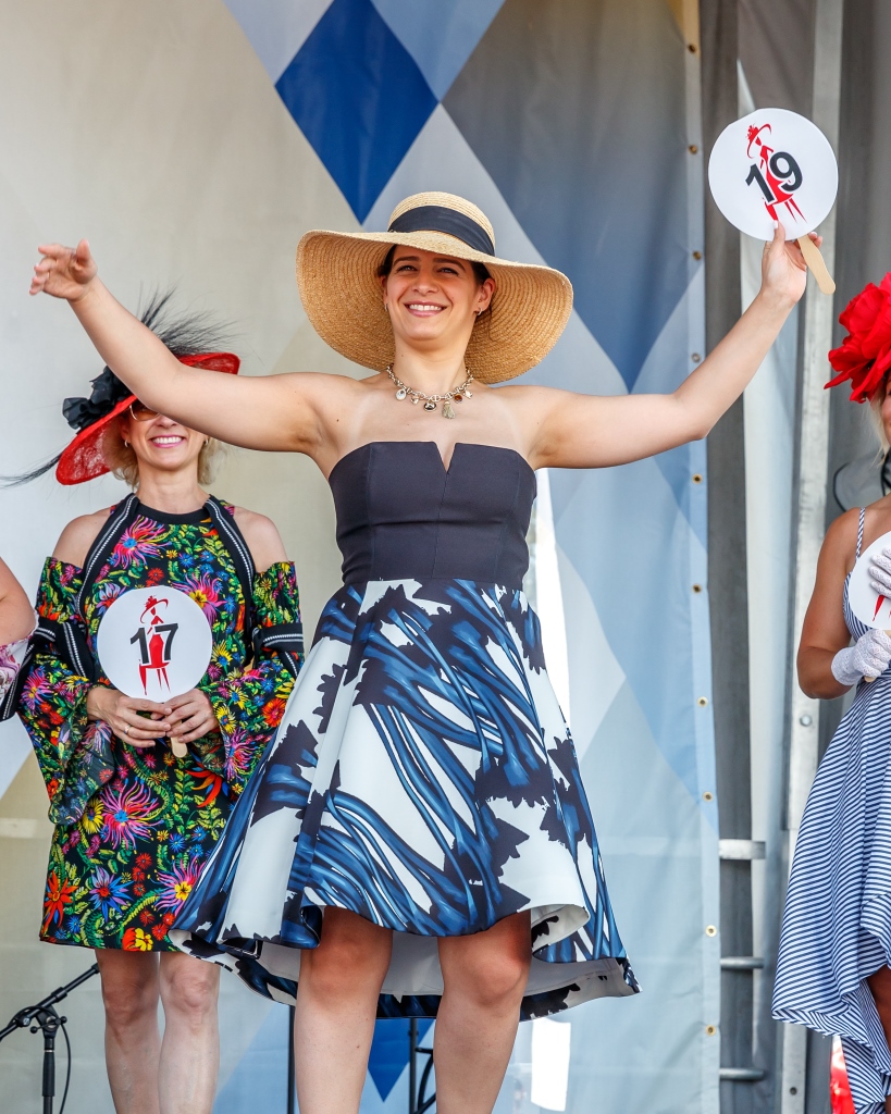 Fashion at the Races at Woodbine Queen's Plate Photo by Jesse Caris (134)