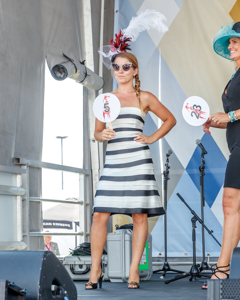 Fashion at the Races at Woodbine Queen's Plate Photo by Jesse Caris (138)