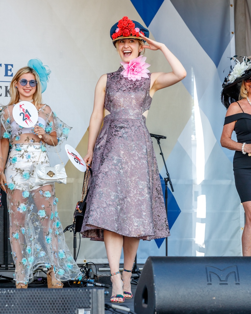 Fashion at the Races at Woodbine Queen's Plate Photo by Jesse Caris (146)