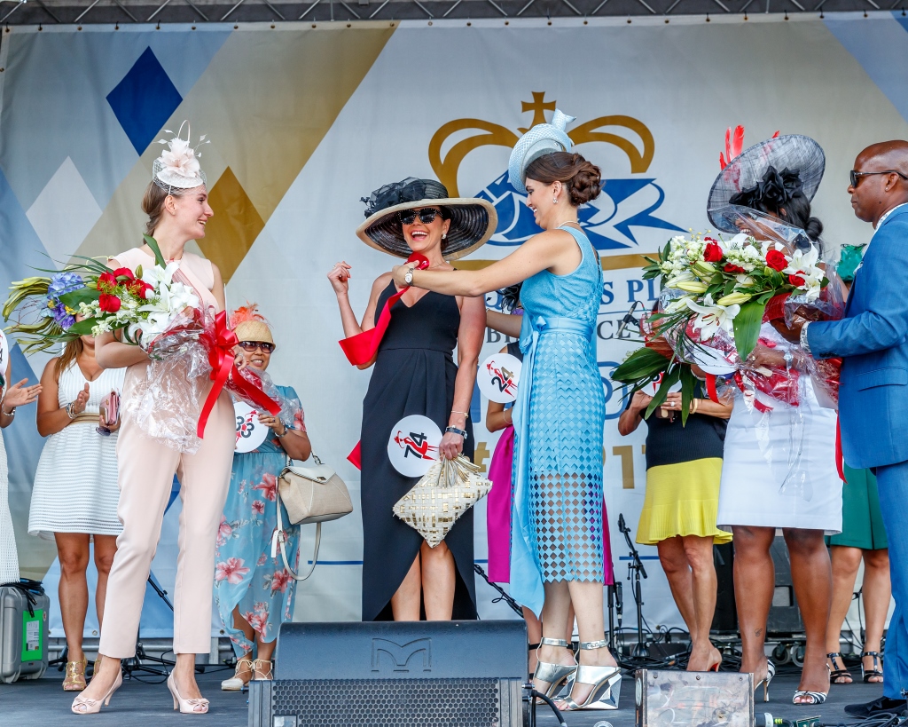 Fashion at the Races at Woodbine Queen's Plate Photo by Jesse Caris (180)