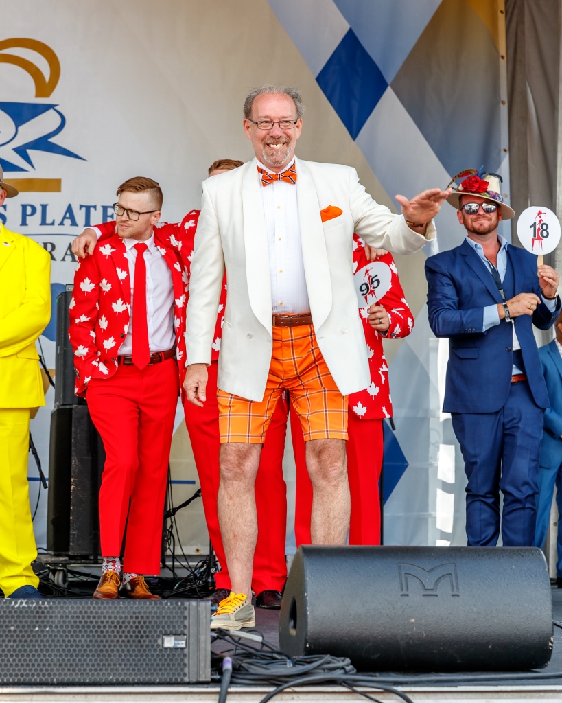 Fashion at the Races at Woodbine Queen's Plate Photo by Jesse Caris (88)